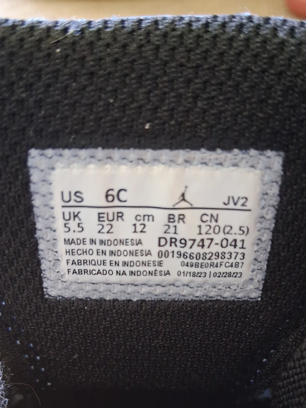 Nike Kids Blue and Black Low-Top Sneakers